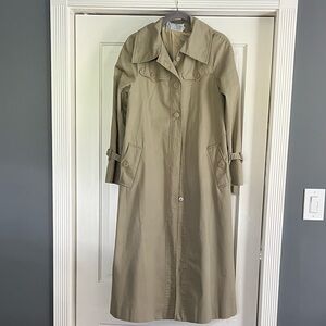 Elegant Beige Women's Trench Coat